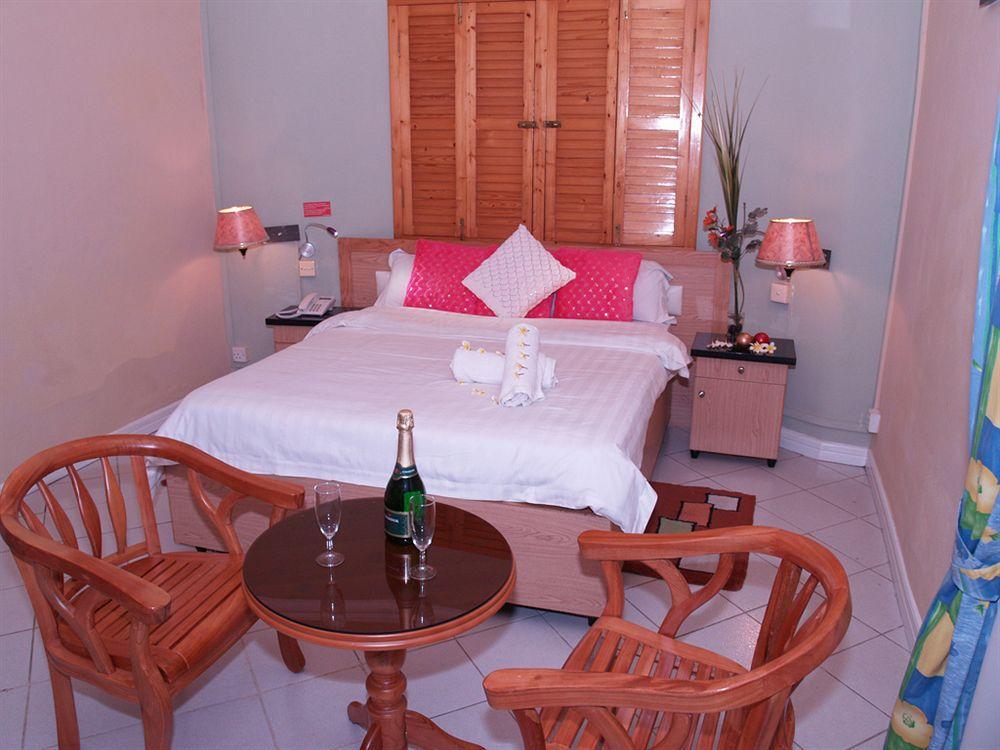 Hotel Pereybere & 3*